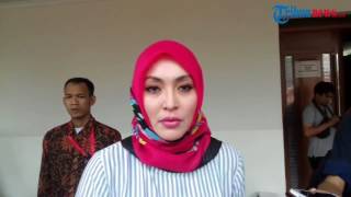 Menangis di Persidangan Angelina Sondakh Bapak Tidak Pernah Dipenjara Sih [upl. by Tunnell302]