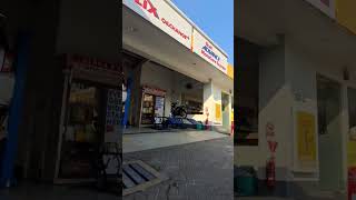 Perawatan rutin motor di gerai shell shorts shortvideo [upl. by Aimerej610]