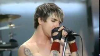 Red Hot Chili Peppers  Californication Live at eMpjadeDnV [upl. by Chaing]