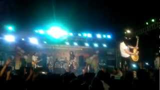 GUNS 2 ROSES  LIVE IN INDIA  WELCOME TO THE JUNGLE 2012 SLASH [upl. by Onahpets]