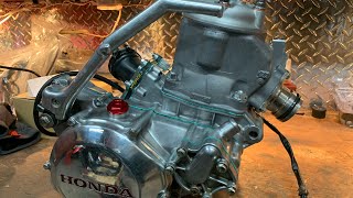 CR250 2 stroke engine rebuild PT 4 Engine is done [upl. by Heck]