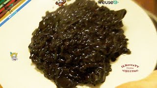 7  Risotto al nero di seppia o riso nerona delizia per davvero primo piatto di pesce tipico [upl. by Adnilem]