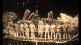 Mistinguett quotCest Vraiquot Bal des Petits Lits Blancs 1934 2 [upl. by Rednaxela224]