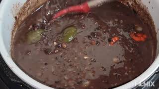 Frijoles negros a lo cubano riquisimosexquisitos sigueme y lo disfrutamos juntos [upl. by Rolfston]