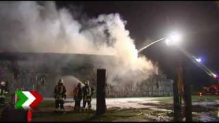 Feuer auf Zeche Zollverein in Essen  quotHaus auf Zeitquot ein Raub der Flammen [upl. by Lewls]