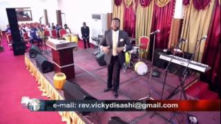 REVEREND VICKY DISASHI Theme Classe du Surnaturel 1 [upl. by Susej]