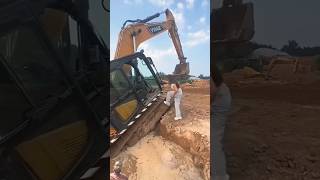 Professional driver explore hitachi jcb bulldozer military bgmi subscribe shortvideo [upl. by Aileda680]