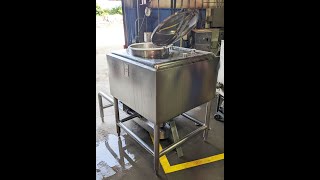 New BCast Stainless Products 300 gallon Stainless Steel Insulated Liquefier BC LIK300316stk [upl. by Ydniw]