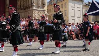 United Pipers for Peace 2018  Samarobriva Pipes and Drums at Amiens cathedral square [upl. by Nedyah]