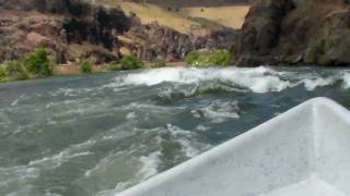 Buckskin Mary Rapids Deschutes River 7400 cfs [upl. by Olympia]