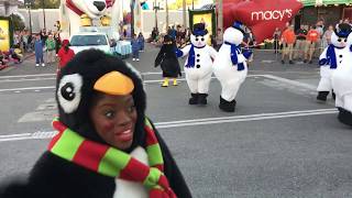 Universal Studios Macys Parade  Full [upl. by Naloj143]