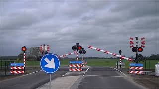 Spoorwegovergang Den Horn Zuidhorn  Dutch railroad crossing  New 2023 update [upl. by De652]