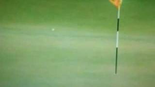 Tiger Woods nearly aces par 4 18th hole at St Andrews Old Course [upl. by Oznol474]