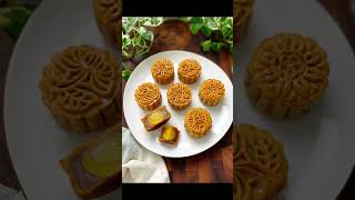 The traditional Chinese pastry is simply called quotMooncake [upl. by Wilen224]