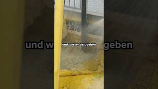 Zaunpfosten betoniere 👉 wir nehmen nur noch Schnellbeton diy handwerk zaun tipsandtricks [upl. by Hgielar709]