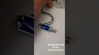 Funcionamiento de Solenoide lineal 12v  electroiman  actuador lineal electromagnetico shorts [upl. by Annayak]