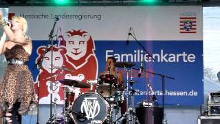 Fräulein Wunder  Sternradio Live  Open Air OpelZoo  110910  HD  Video [upl. by Eugatnom422]