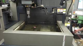 Makino EDAF3 CNC Sinker EDM 2011 [upl. by Ettenahc]