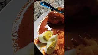 Guisado de pollo con cacahuete [upl. by Ravahs]