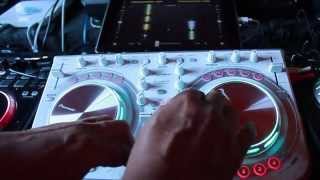 Pioneer DJWeGO2 Unboxing amp Scratching [upl. by Atlas770]