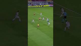 The best dribbles from Round 10 shorts [upl. by Enamrej]