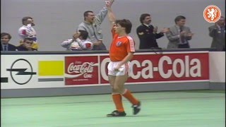 WK zaalvoetbal 1989 Nederland aan de top [upl. by Akirret235]