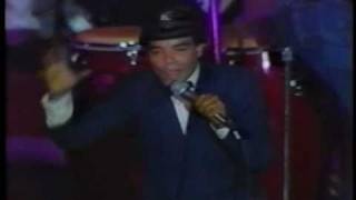 CARLOS MANUEL EL ZAFIRO video 2 de 3  Felicidades  CARNAVAL DEL MERENGUE 1986 EN NUEVA YORK [upl. by Zitella992]