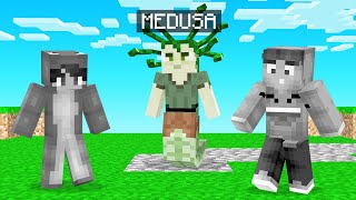 SPEEDRUNNER Vs HUNTERS As MEDUSA Minecraft [upl. by Ahsineb735]