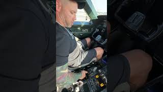 How to Shut Down a Private Jet with geardown at Pacific Air Show Gulfstream Driving [upl. by Casteel]