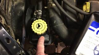 Power Steering Flush  A Quick amp Easy DIY [upl. by Stig]