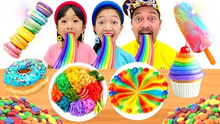 RAINBOW FOOD CHALLENGE  KAYCEE amp RACHEL in WONDERLAND FAMILY [upl. by Fronnia]