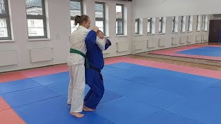 Judo  ipponseoinage  rzut przez plecy za jedno ramię Judopedia [upl. by Uos865]