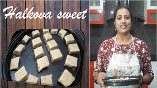 Halkova in Kannada  Halkova  Palkova  Maida burfi  Instant sweets  Festival special  Halcova [upl. by Enaujed]