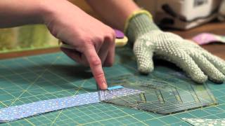 Quilty how to make a hexagon doll quilt [upl. by Erine]