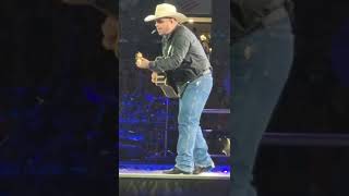 Garth Brooks quotWrapped up in youquot Acoustic  Charlotte NC [upl. by Aneri]