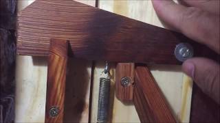 CERRADURA de MADERA CASERA HOMEMADE DOOR LATCH [upl. by Ditmore]