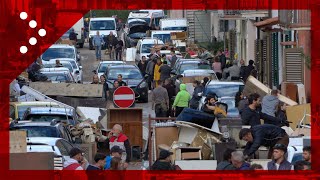 Montemurlo cataste in strada dopo lalluvione oggetti da buttare ammassati [upl. by Aivekahs456]