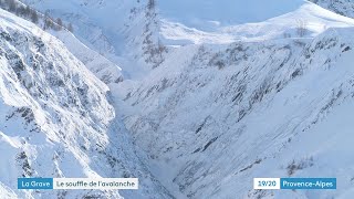 HautesAlpes  avalanche impressionnante près du village de La Grave [upl. by Jessamyn319]