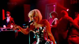 Lady Gaga  Poker Face Live HD wwweziarulro [upl. by Pauly]