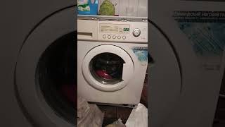 washingmachine waschmaschine Стирка на самсунге в условиях бомжа Горит двигатель [upl. by Nebe]