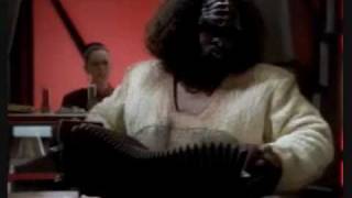 il Troubadore  quotaqla bela Duquot a Klingon folk song [upl. by Hartill204]