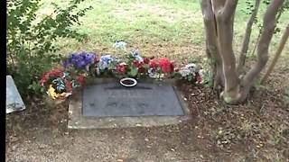 Bonnie and Clydes Graves Jerry Skinner Documentary [upl. by Breanne24]