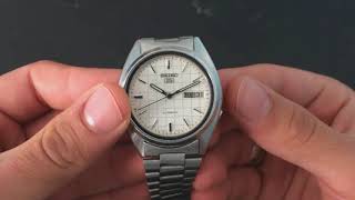 Seiko 5 Automatic 1987 70093040 [upl. by Ahtilat]