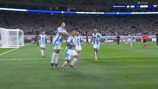 Lisandro Martinez Puts Argentina 10 Up Against Ecuador [upl. by Docile]