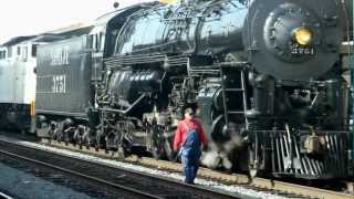 HD RARE VIEW OF STEAM LOCOMOTIVE SANTA FE 3751 [upl. by Durwin308]