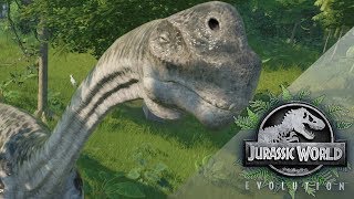 Climbing High with Camarasaurus 🦕🌿 Jurassic World Evolution [upl. by Nnilsia]