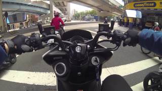 YAMAHA SMAX 2015年式市區騎乘（日間） [upl. by Aisanat]