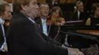 Gilels plays Beethoven piano concerto no3 15 [upl. by Sneed]