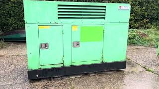 Starting up John Deere 40 kVA aggregaat stroomgroep generatorset supersilent [upl. by Paulette]