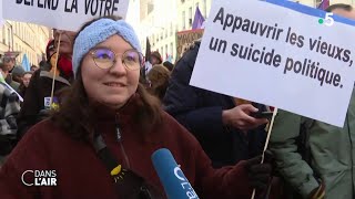 Grèves  cest parti pour durer   Reportage cdanslair 21012023 [upl. by Nolyd]